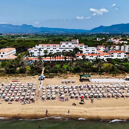 Marina Club Hotel Baia Domizia Exterior photo